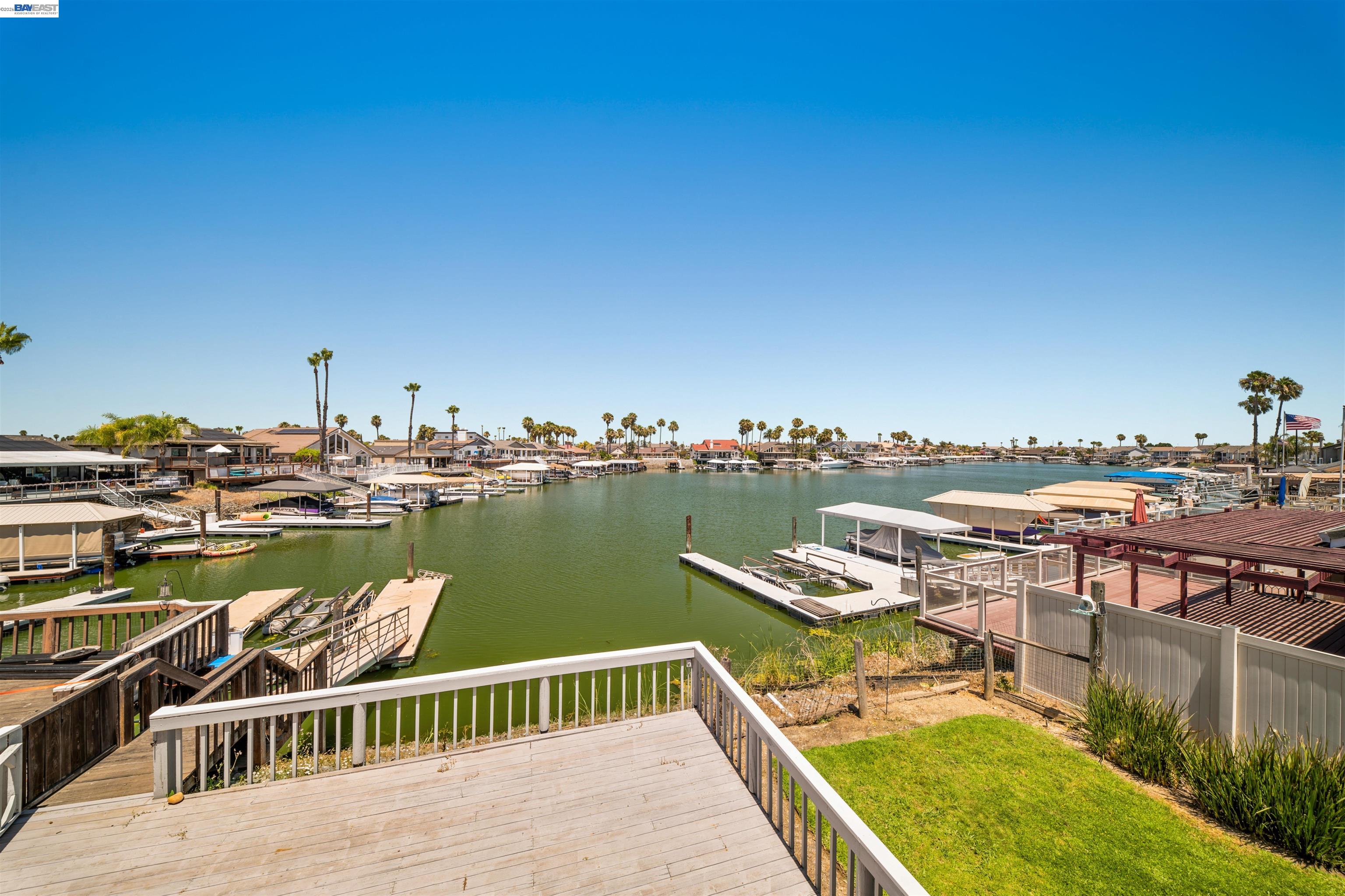 5585 Marlin Dr