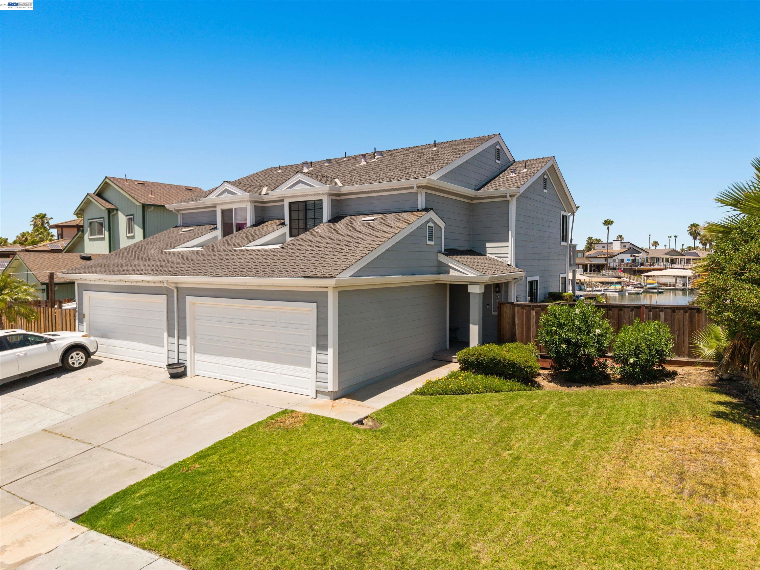 5585 Marlin Dr