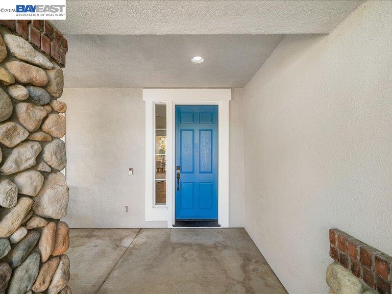 2444 French Oak Pl