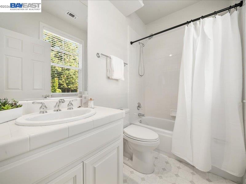 2444 French Oak Pl
