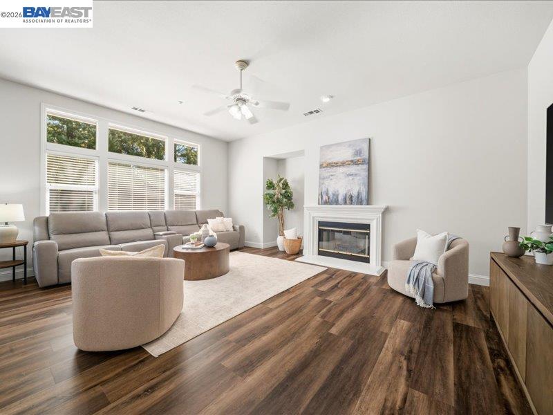 2444 French Oak Pl