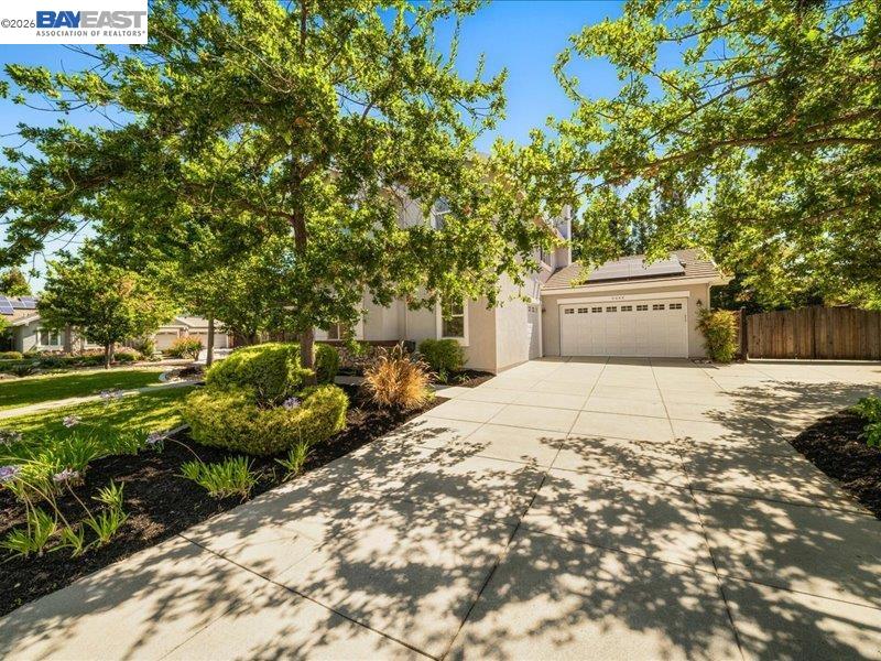 2444 French Oak Pl