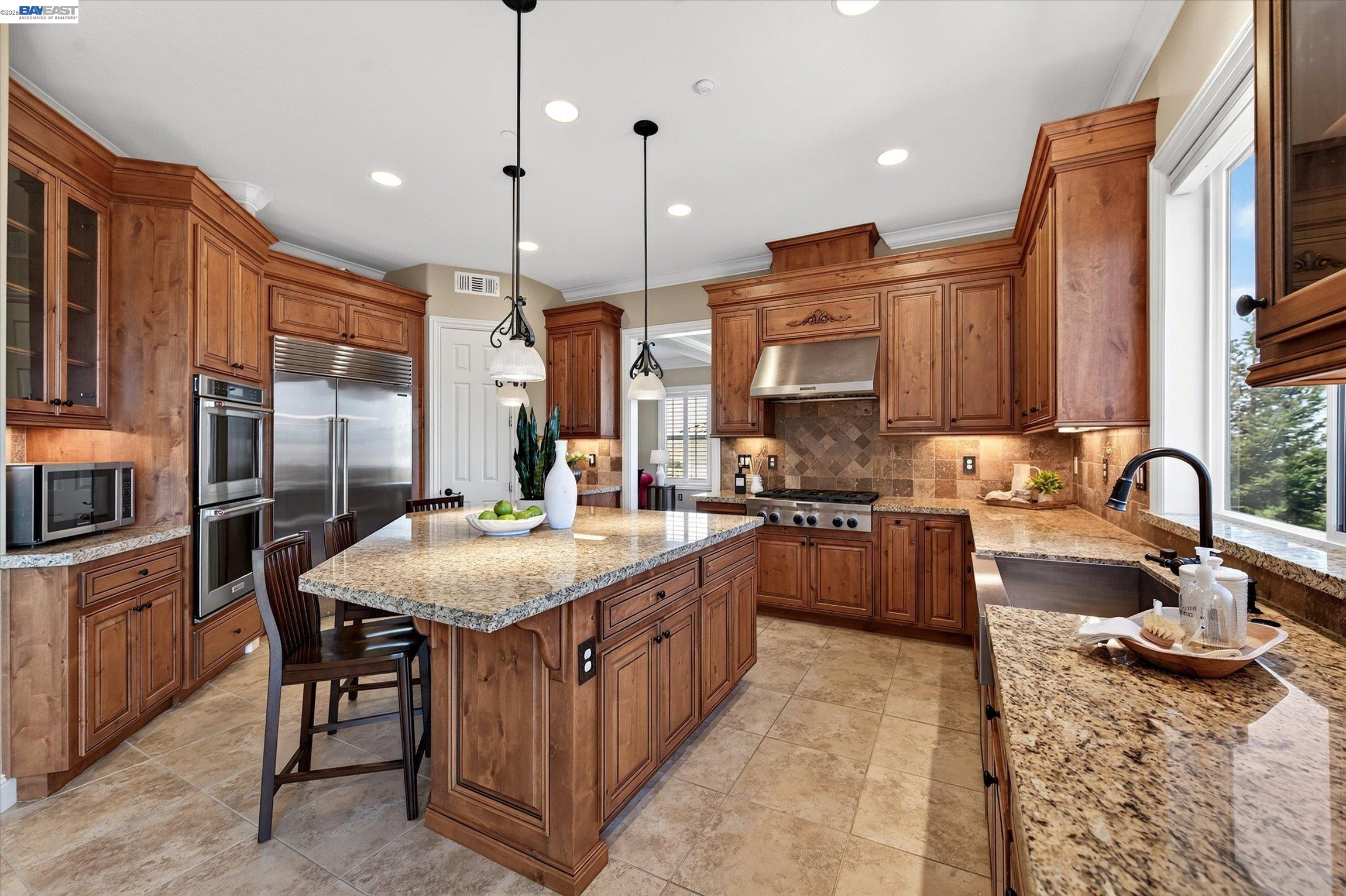 3182 Ashbourne Cir