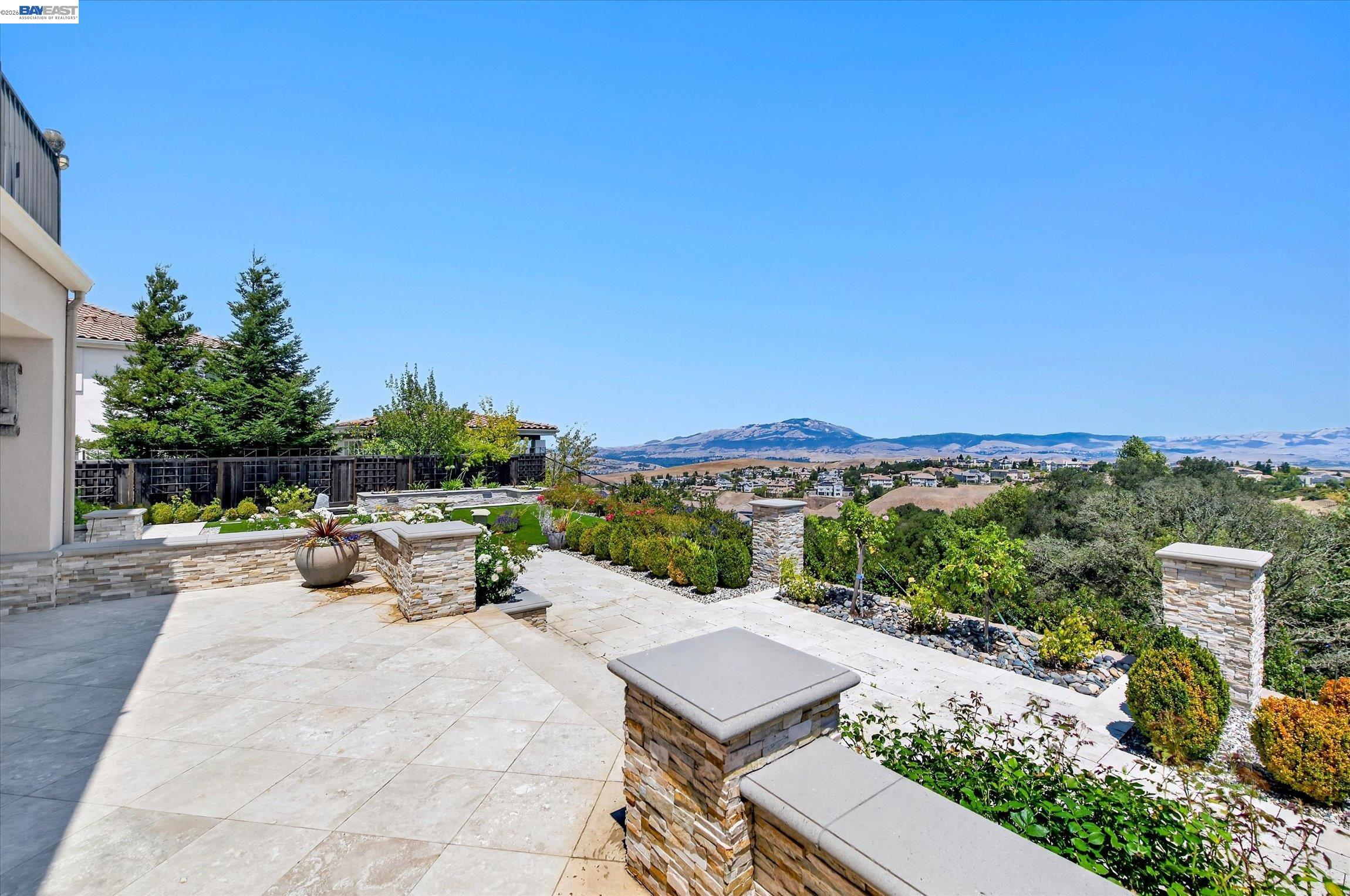 3182 Ashbourne Cir