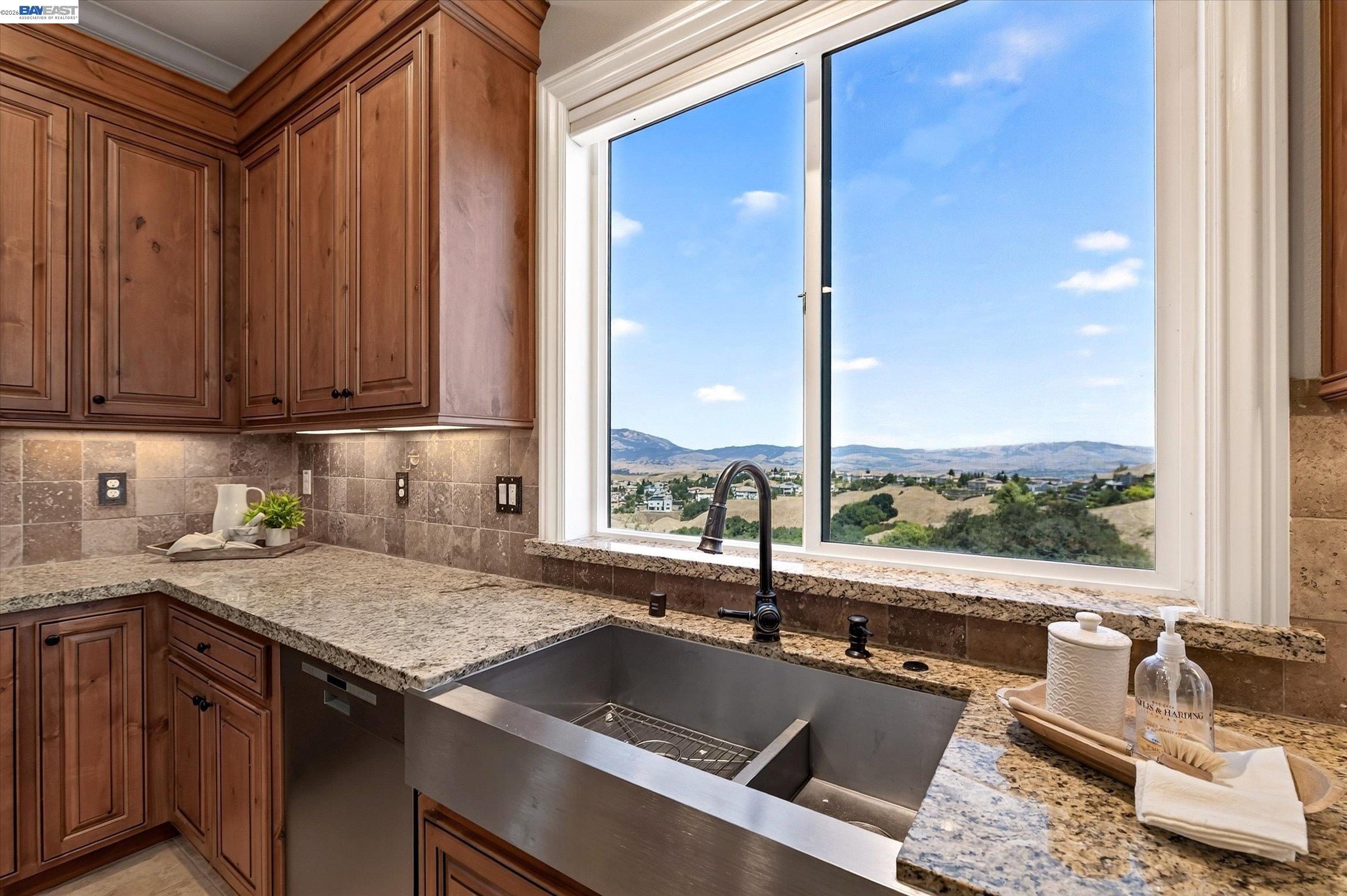 3182 Ashbourne Cir