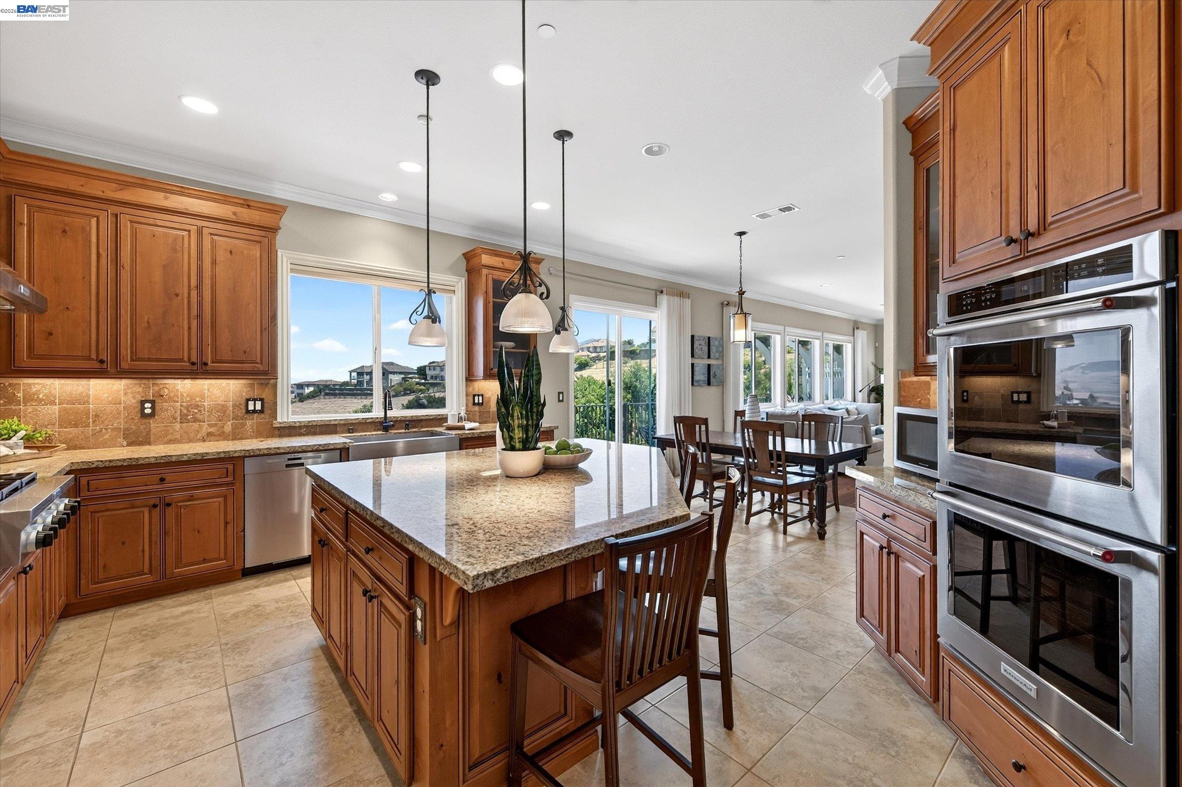 3182 Ashbourne Cir