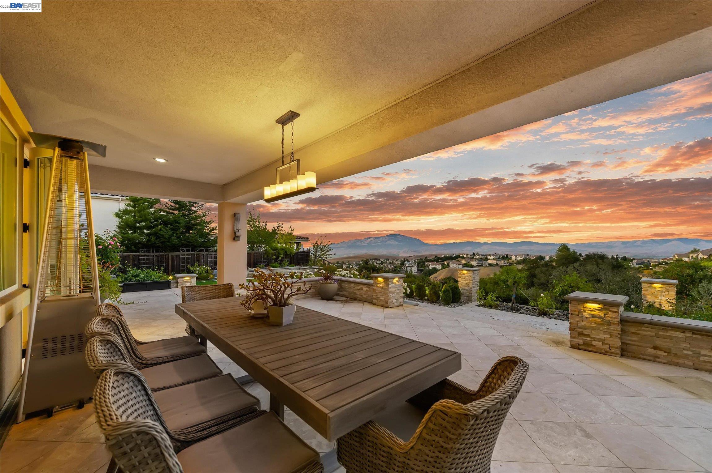 3182 Ashbourne Cir