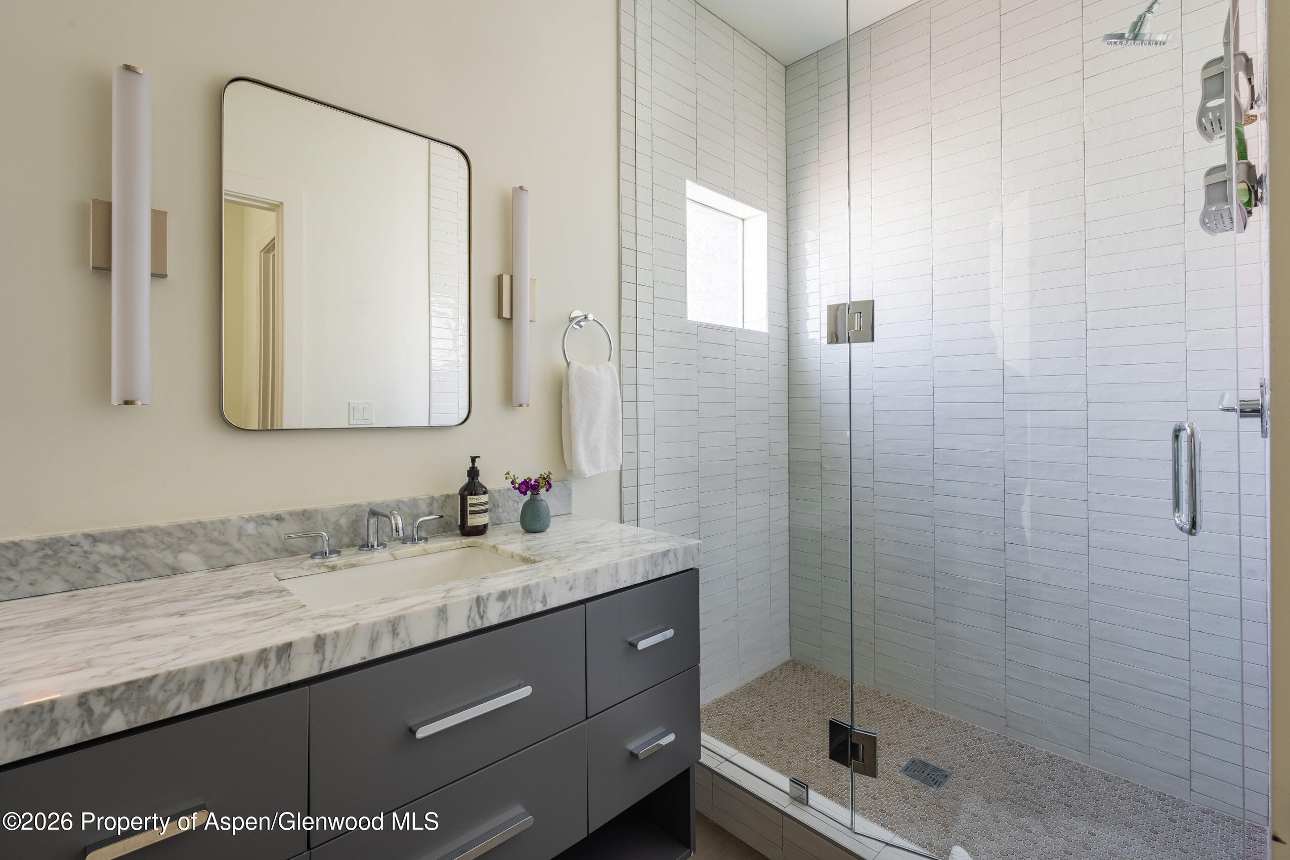 22856 Two Rivers Road