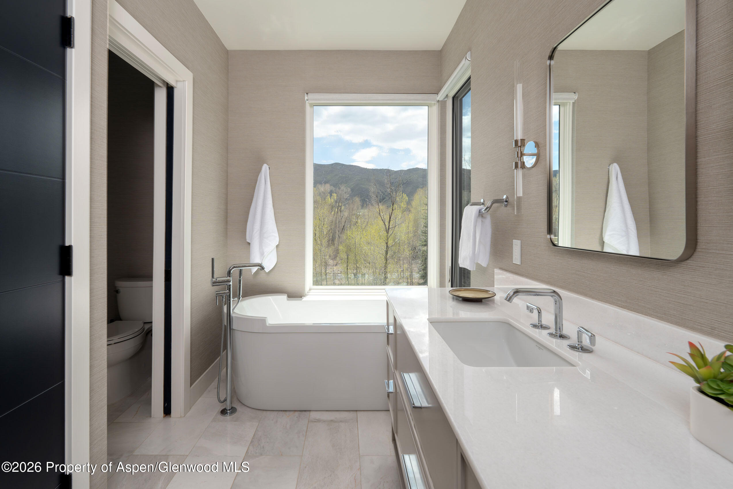 22856 Two Rivers Road