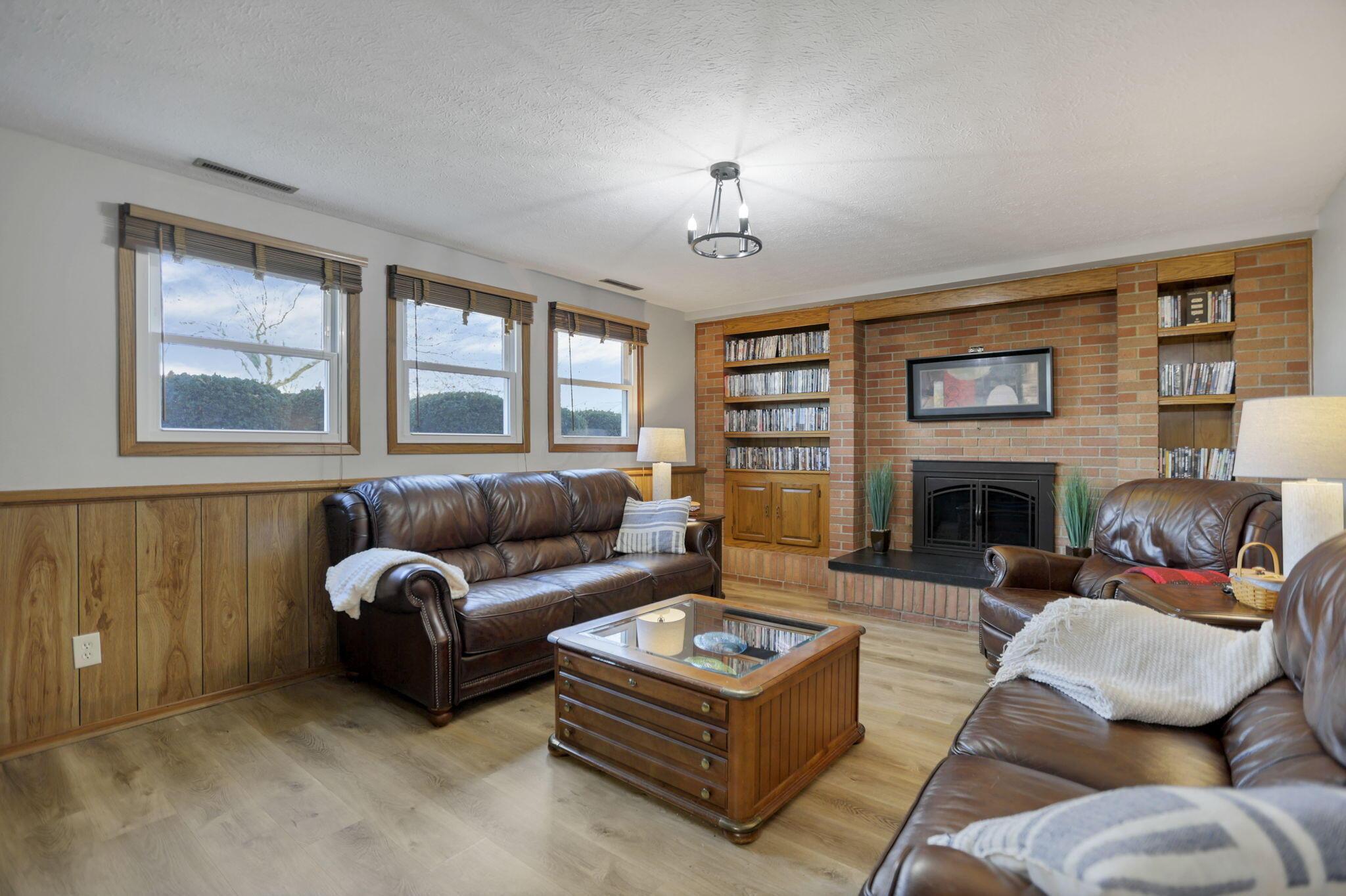 8624 Stewart Road NE