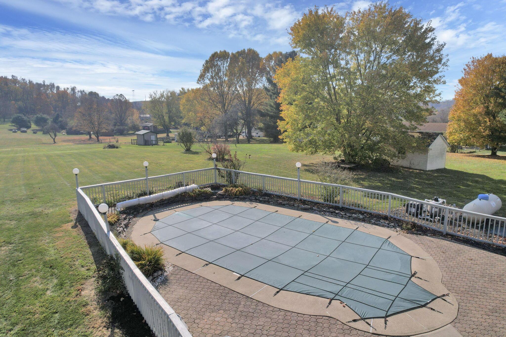 8624 Stewart Road NE