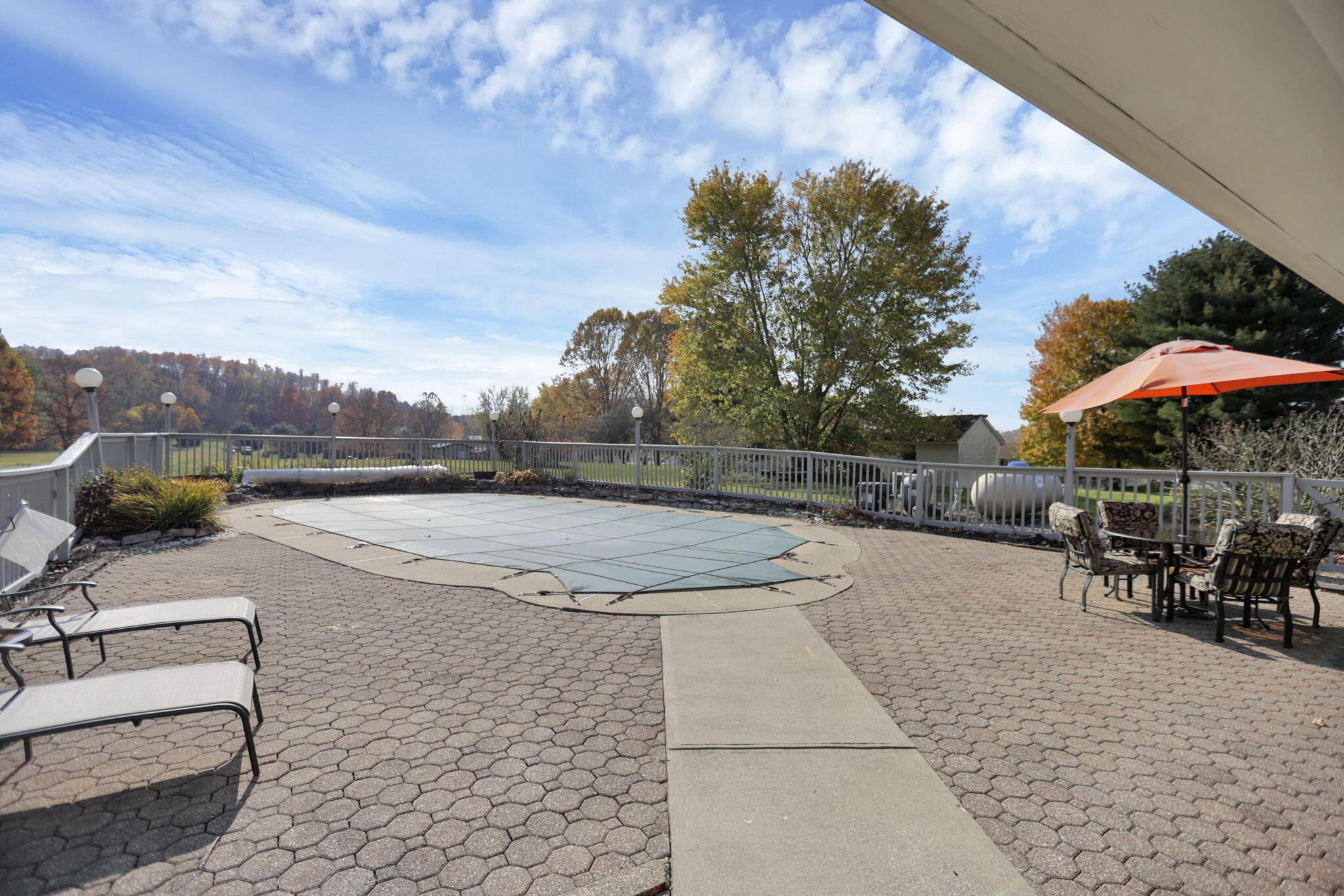 8624 Stewart Road NE