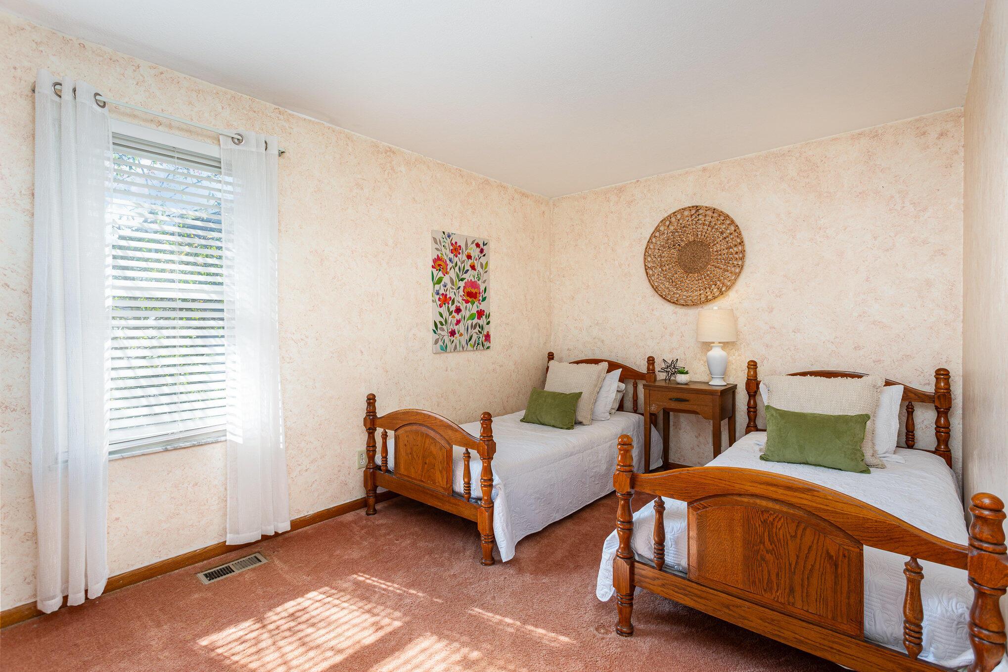 4111 Tamarack Avenue