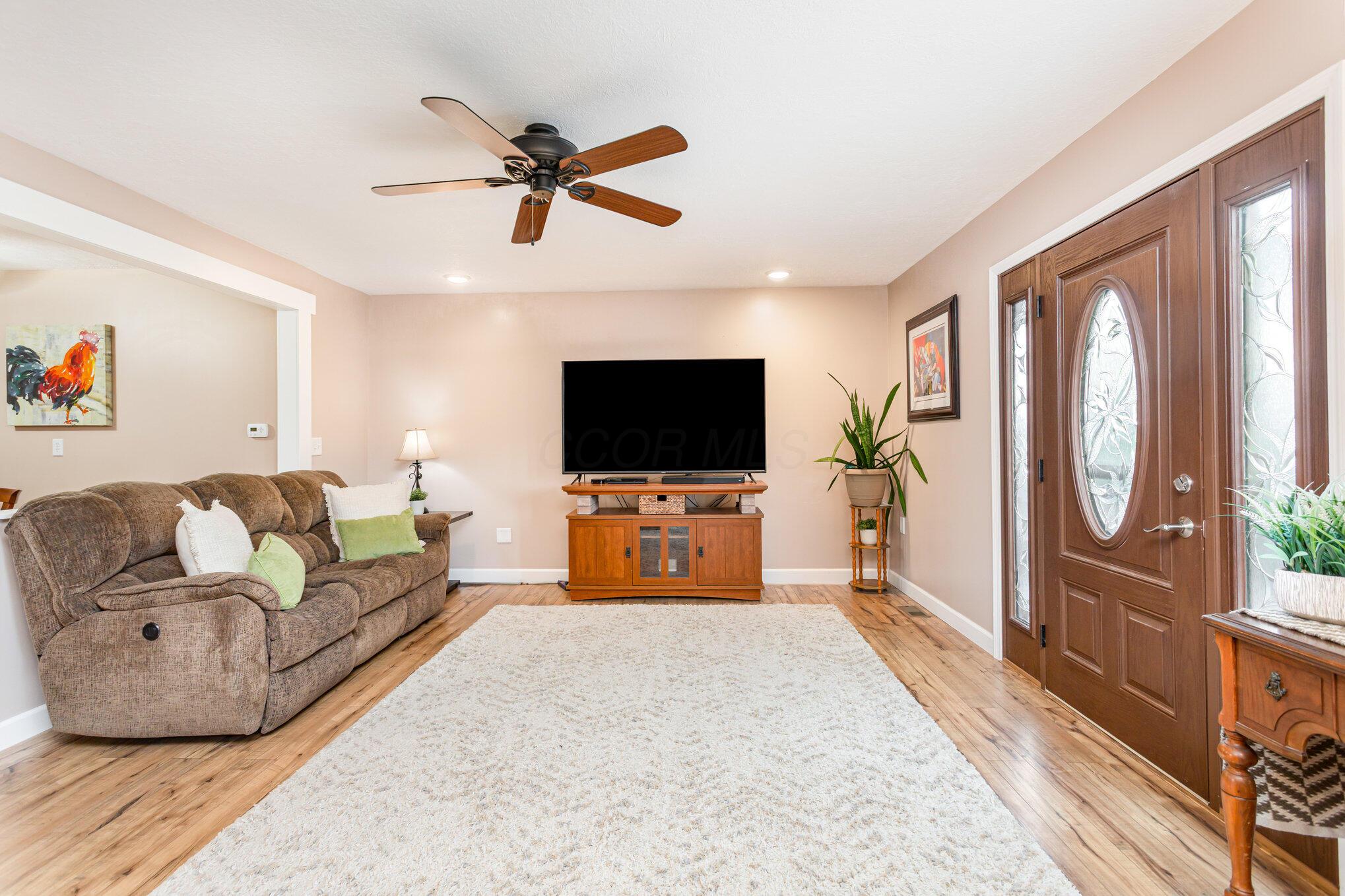 8405 Mink Street Road