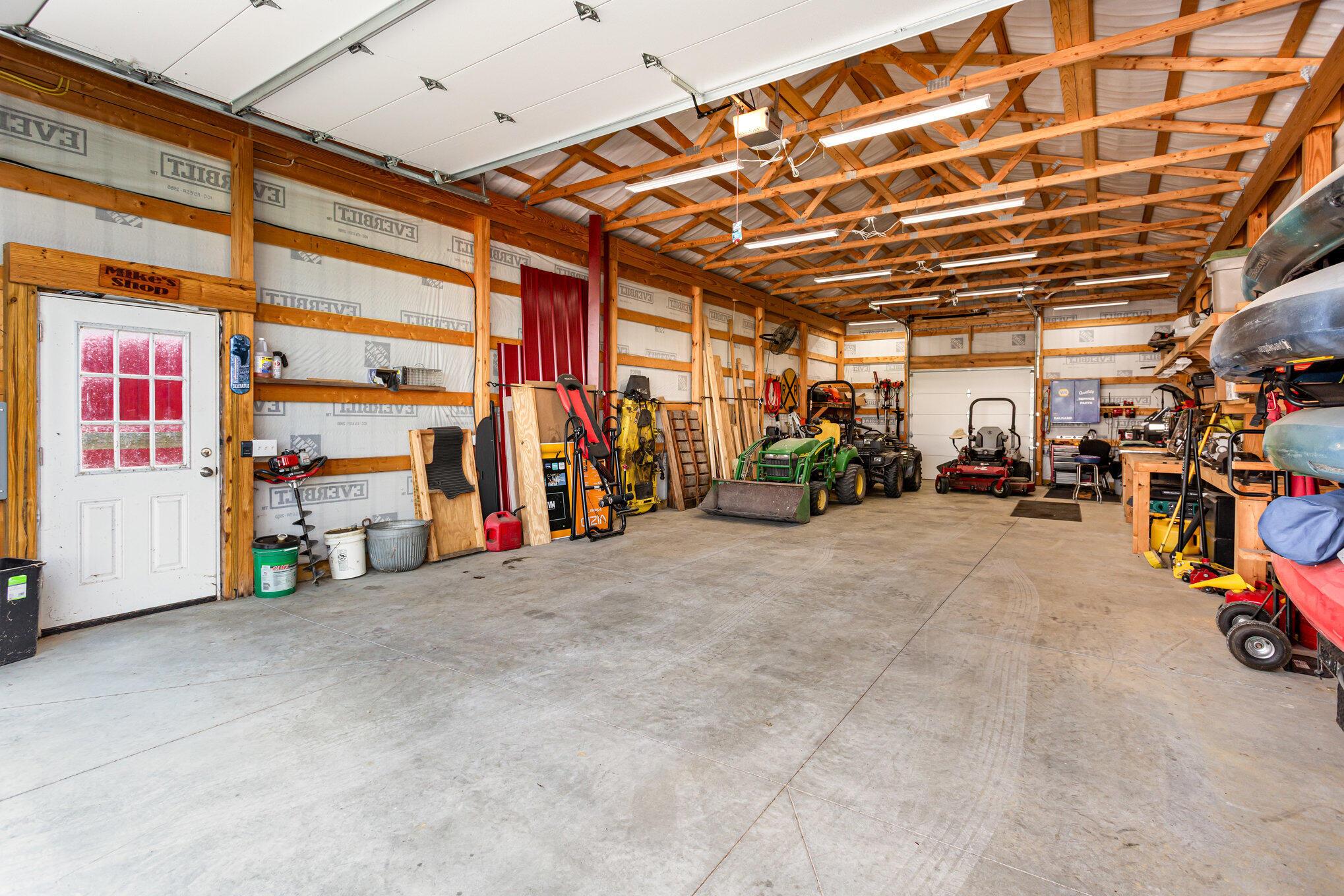 8405 Mink Street Road