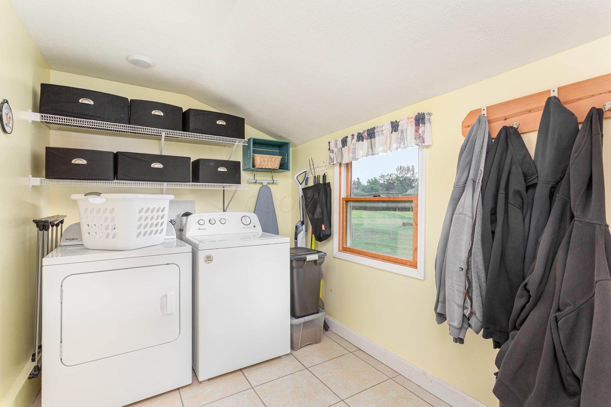 8405 Mink Street Road