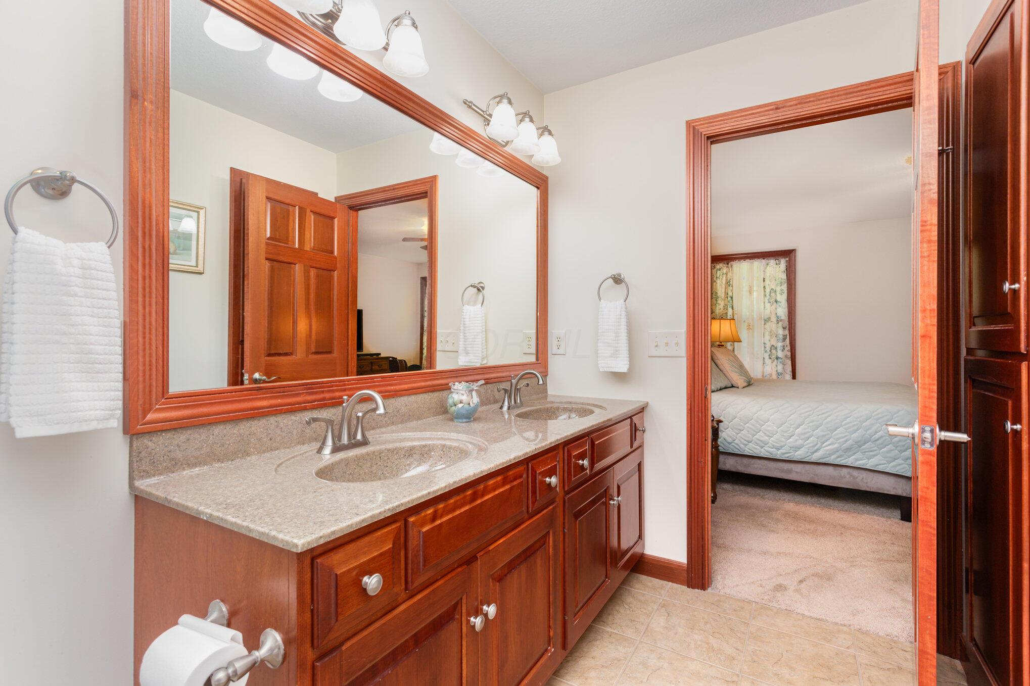 710 Hollybrook Drive