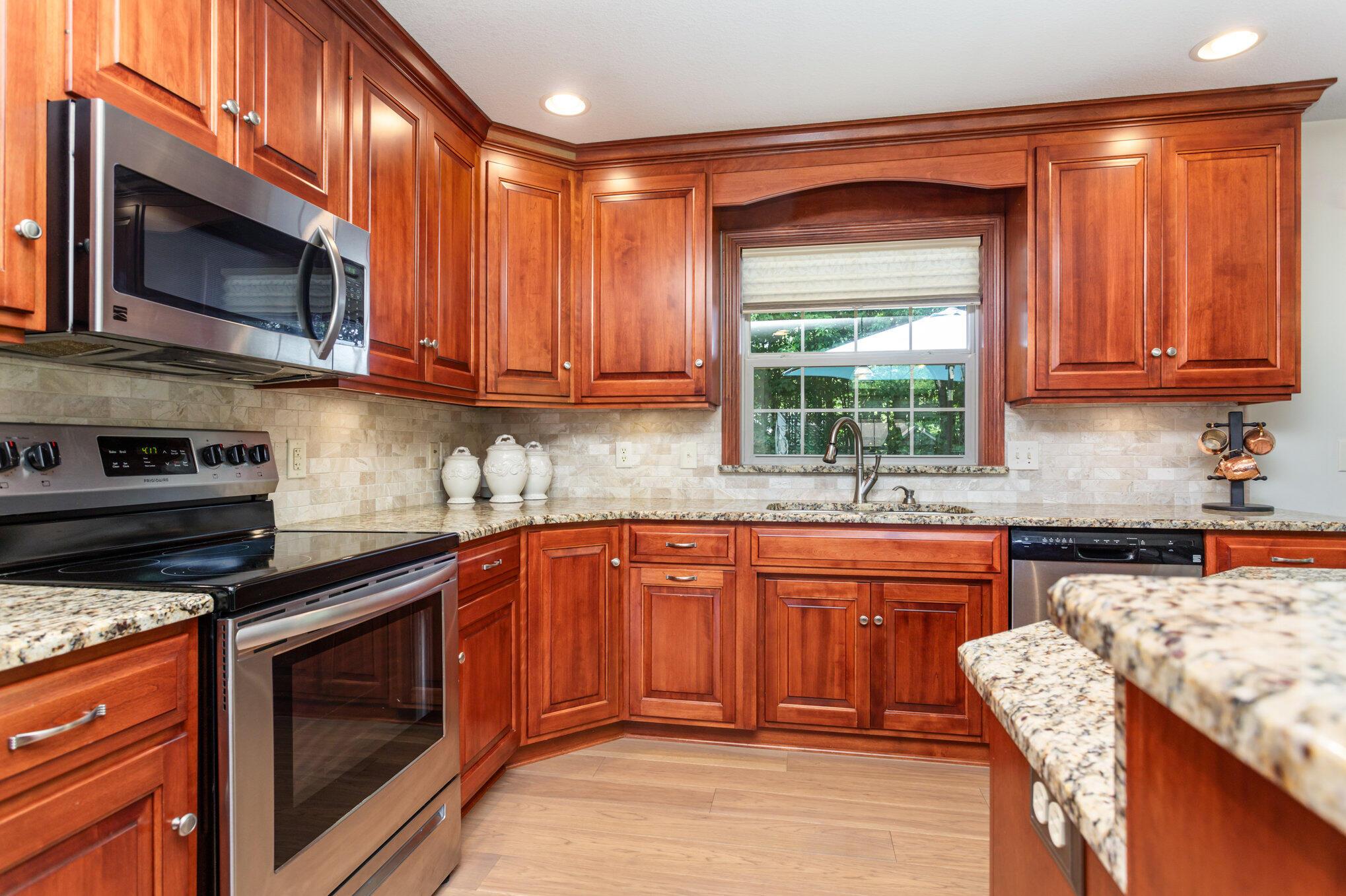 710 Hollybrook Drive