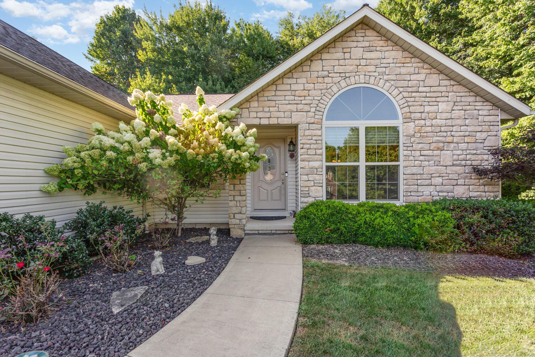 710 Hollybrook Drive