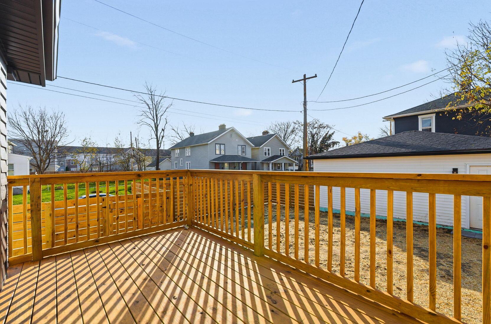 975 Carpenter Street