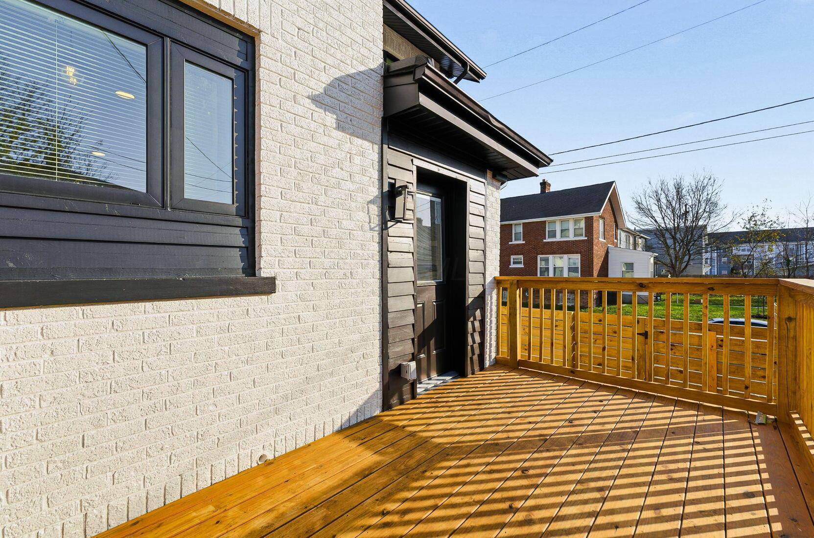 975 Carpenter Street