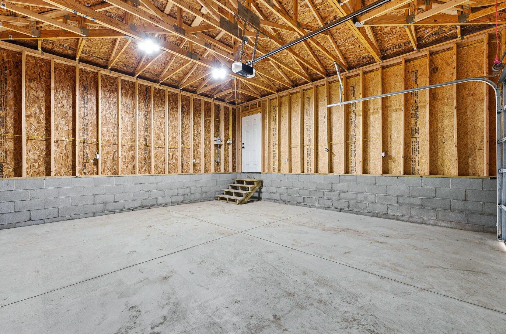 975 Carpenter Street