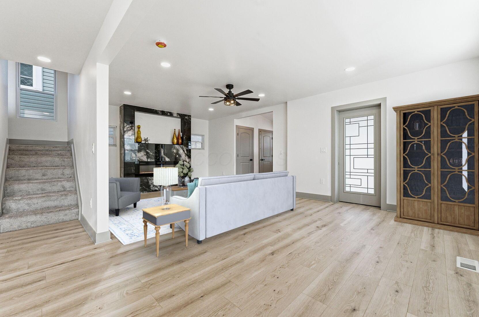 975 Carpenter Street