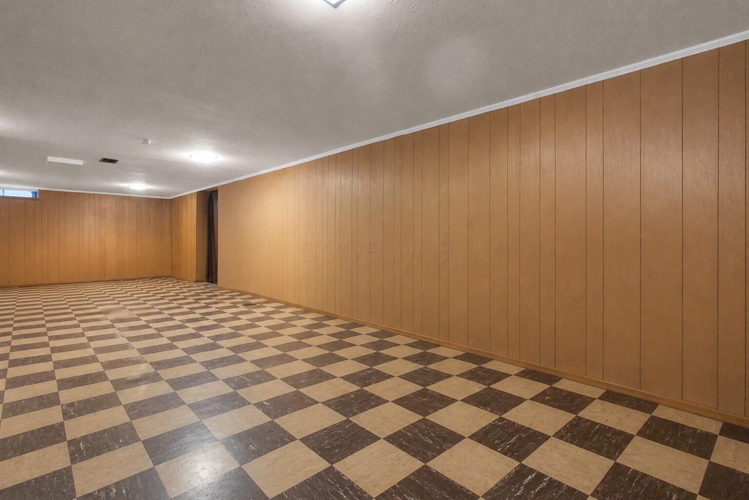 433 Crandall Drive