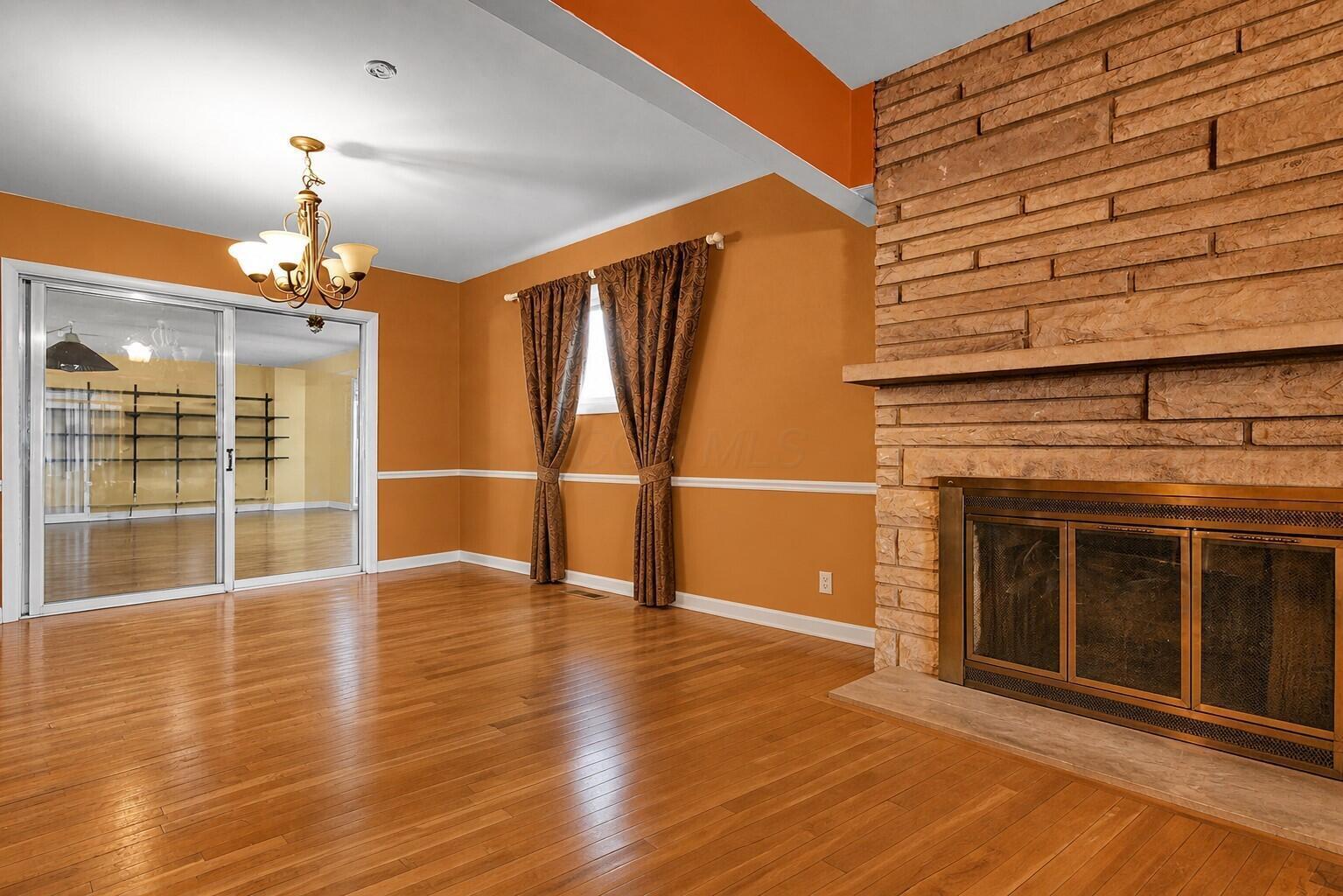 433 Crandall Drive