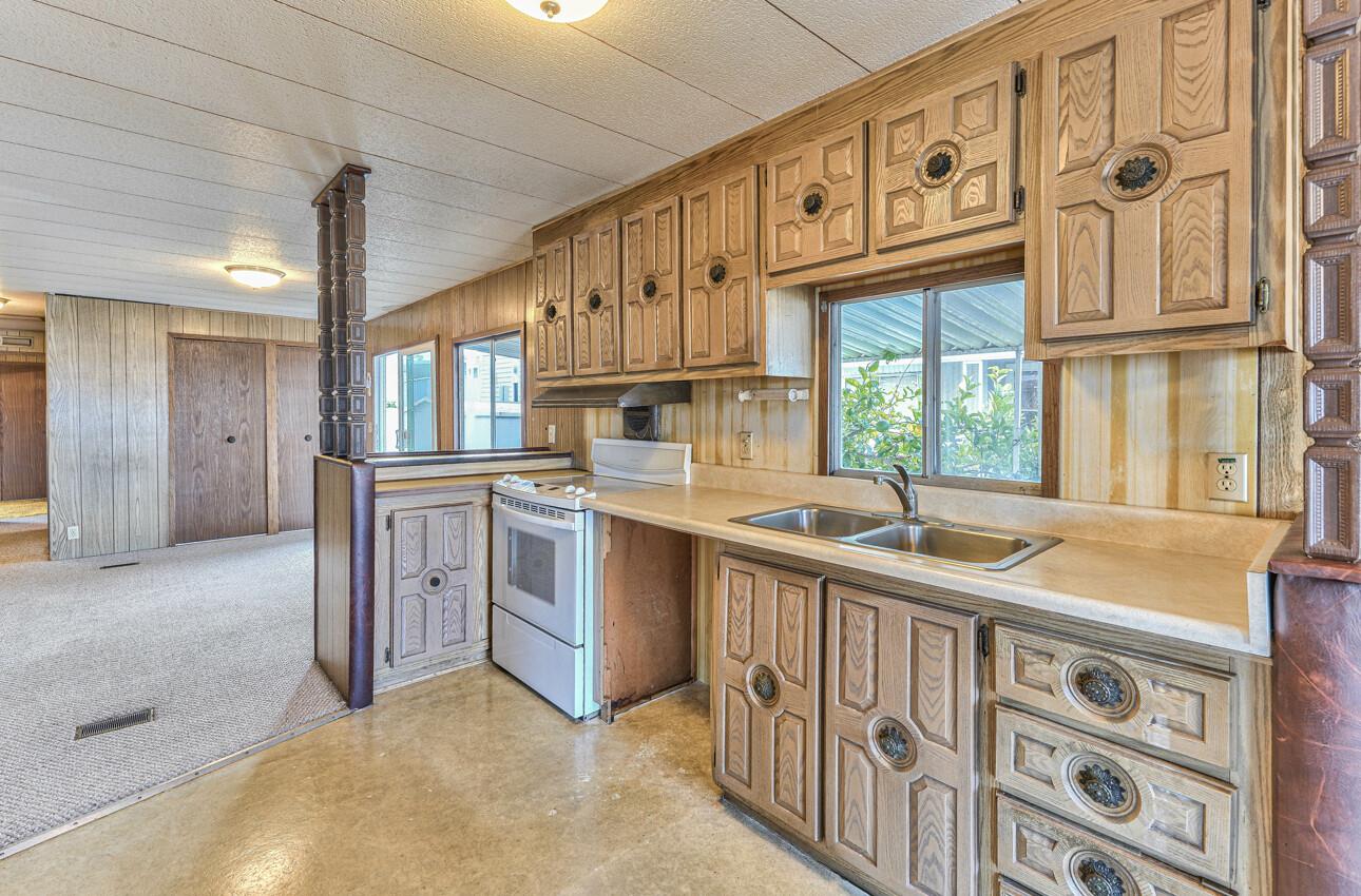 150 Kern Street Unit: 93