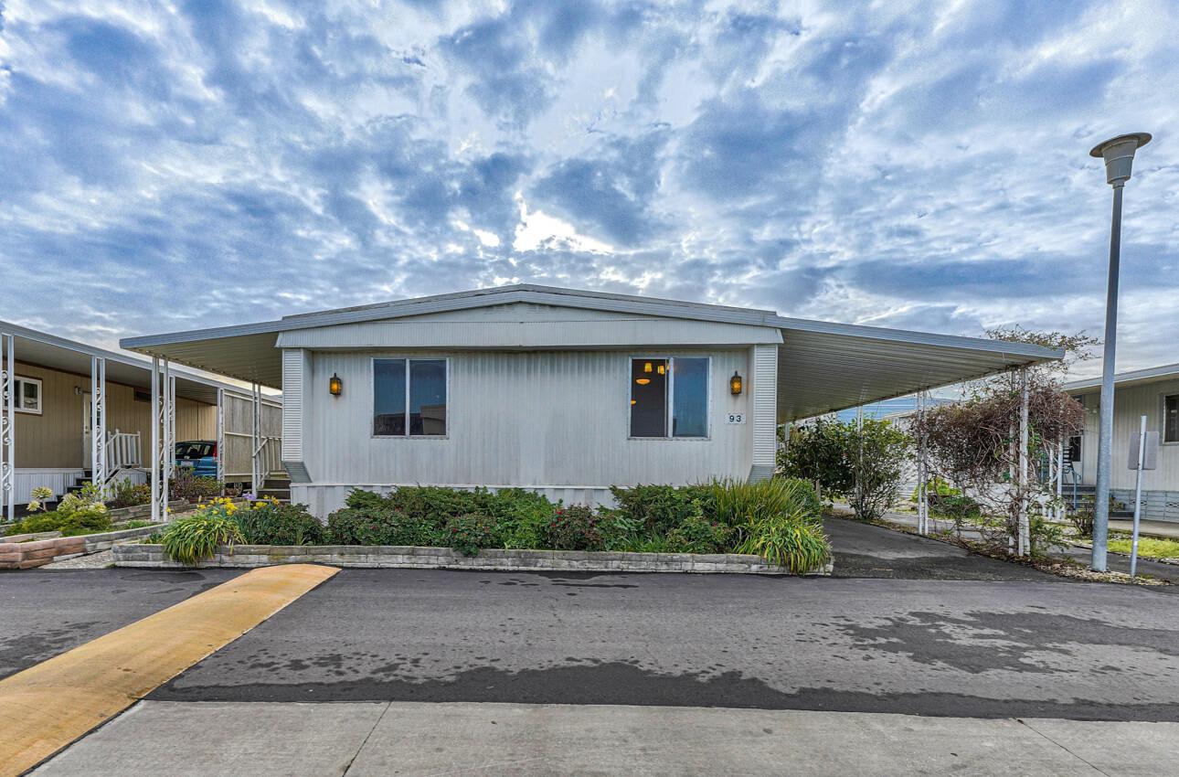 150 Kern Street Unit: 93