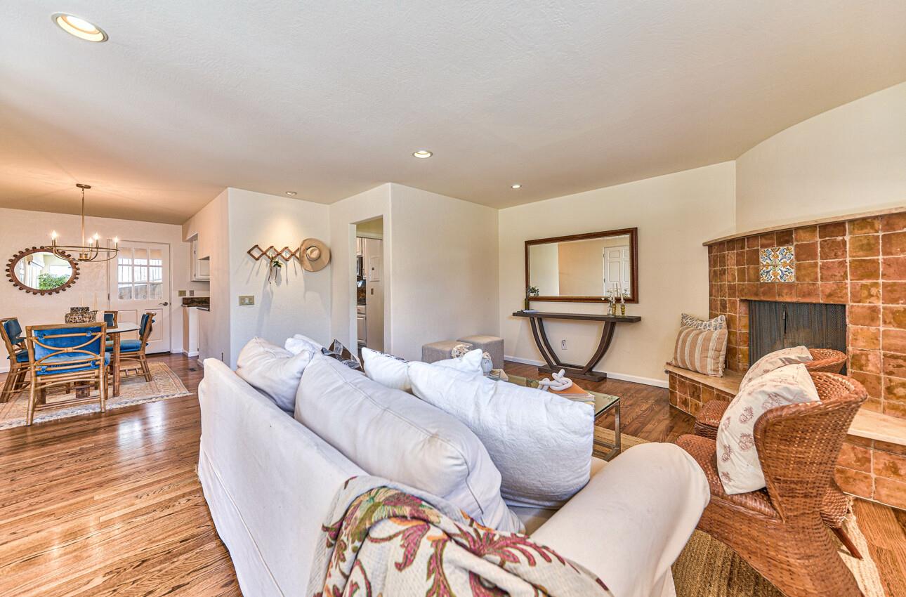 0 Junipero 4 NE 10th Ave