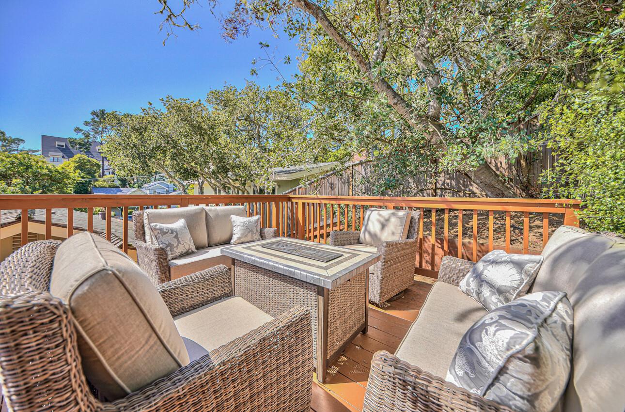 0 Junipero 4 NE 10th Ave