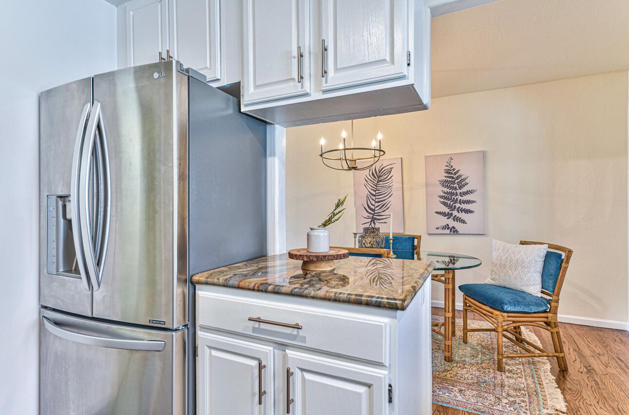 0 Junipero 4 NE 10th Ave