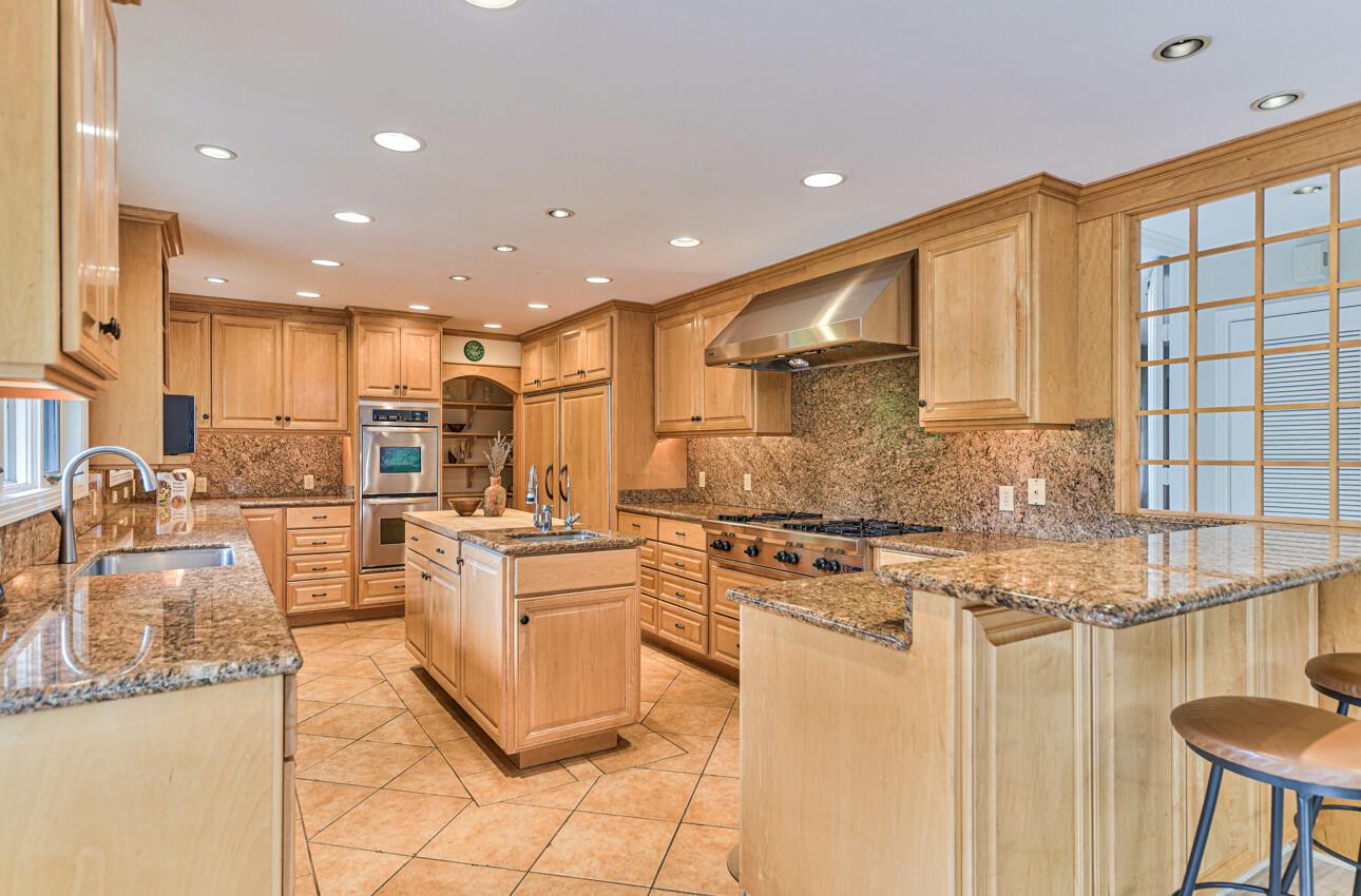 25939 Carmel Knolls Drive