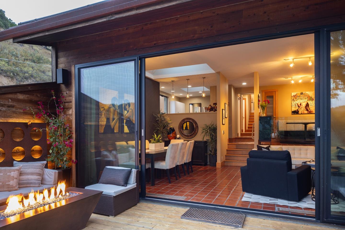 15270 Via Los Tulares