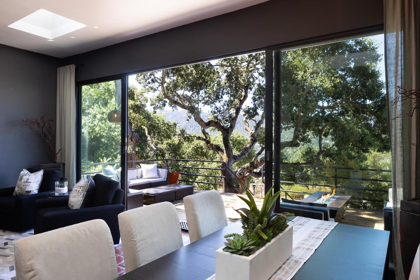 15270 Via Los Tulares