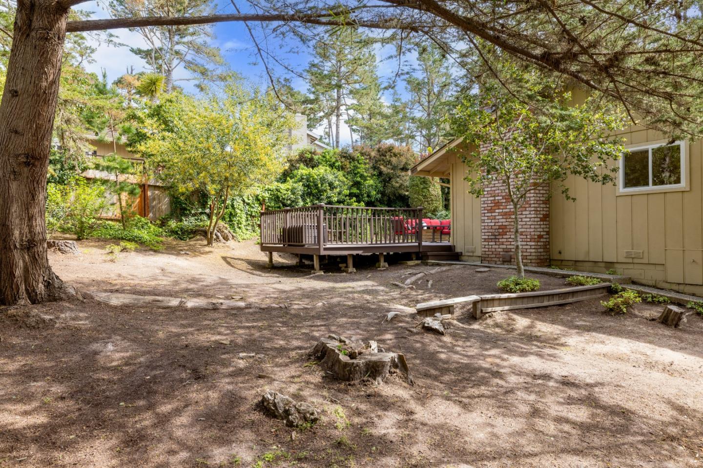 4097 Sunridge Road