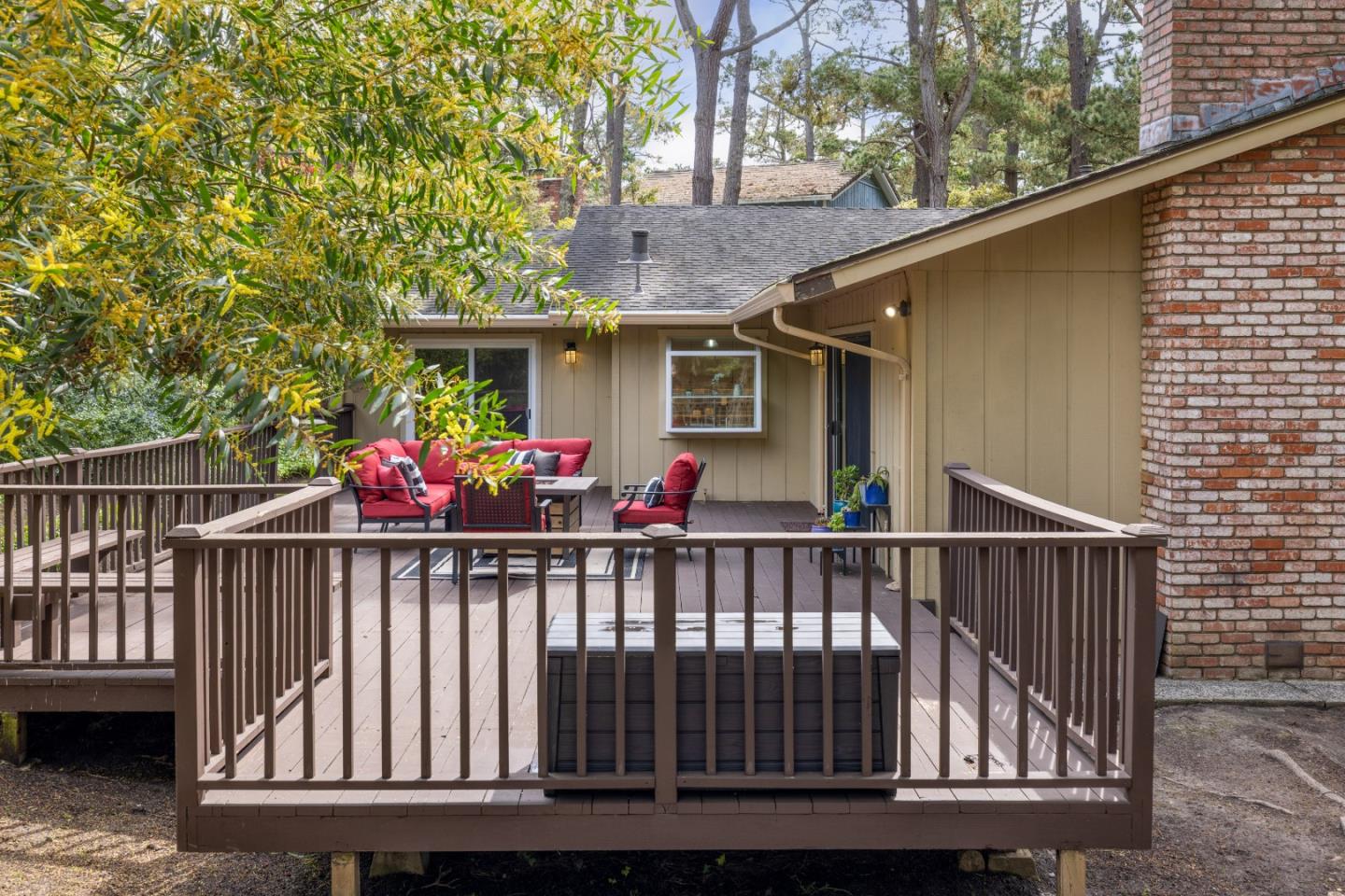 4097 Sunridge Road