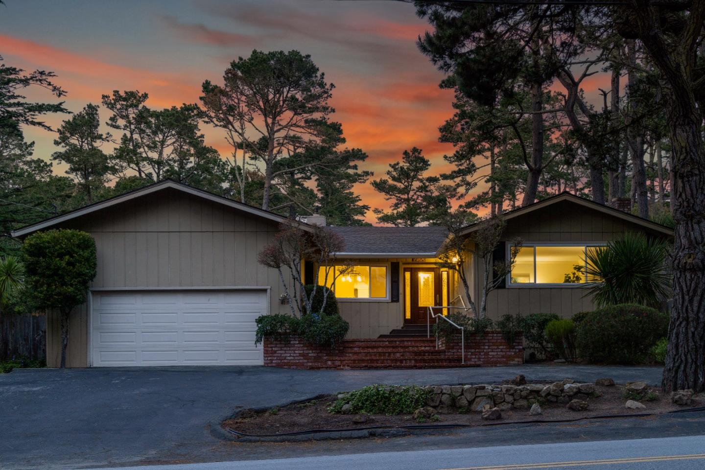 4097 Sunridge Road