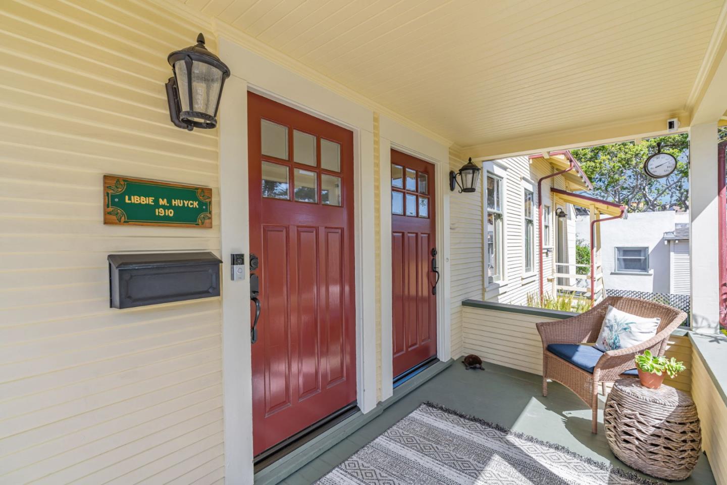 388 CENTRAL Avenue