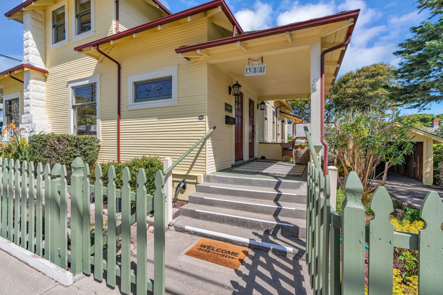 388 CENTRAL Avenue
