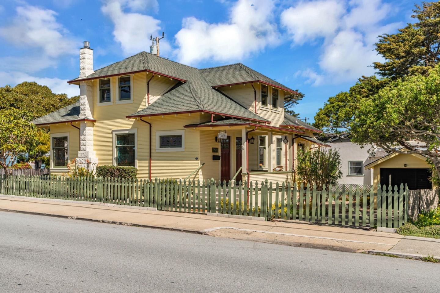 388 CENTRAL Avenue
