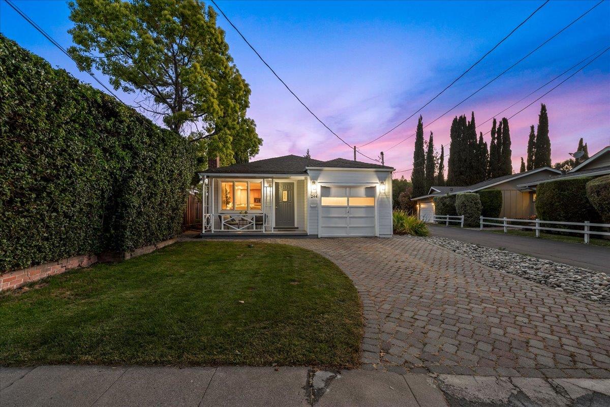 244 Hillview Avenue