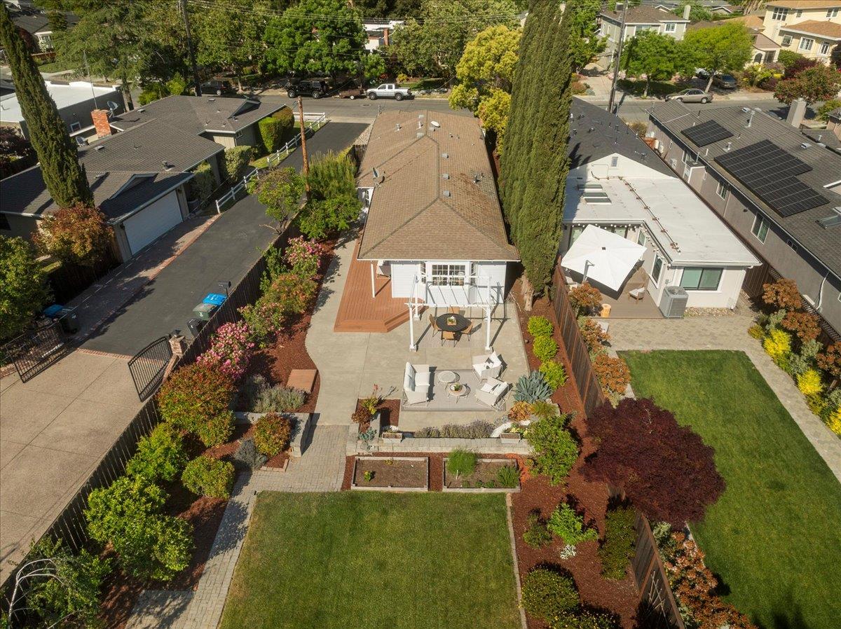 244 Hillview Avenue