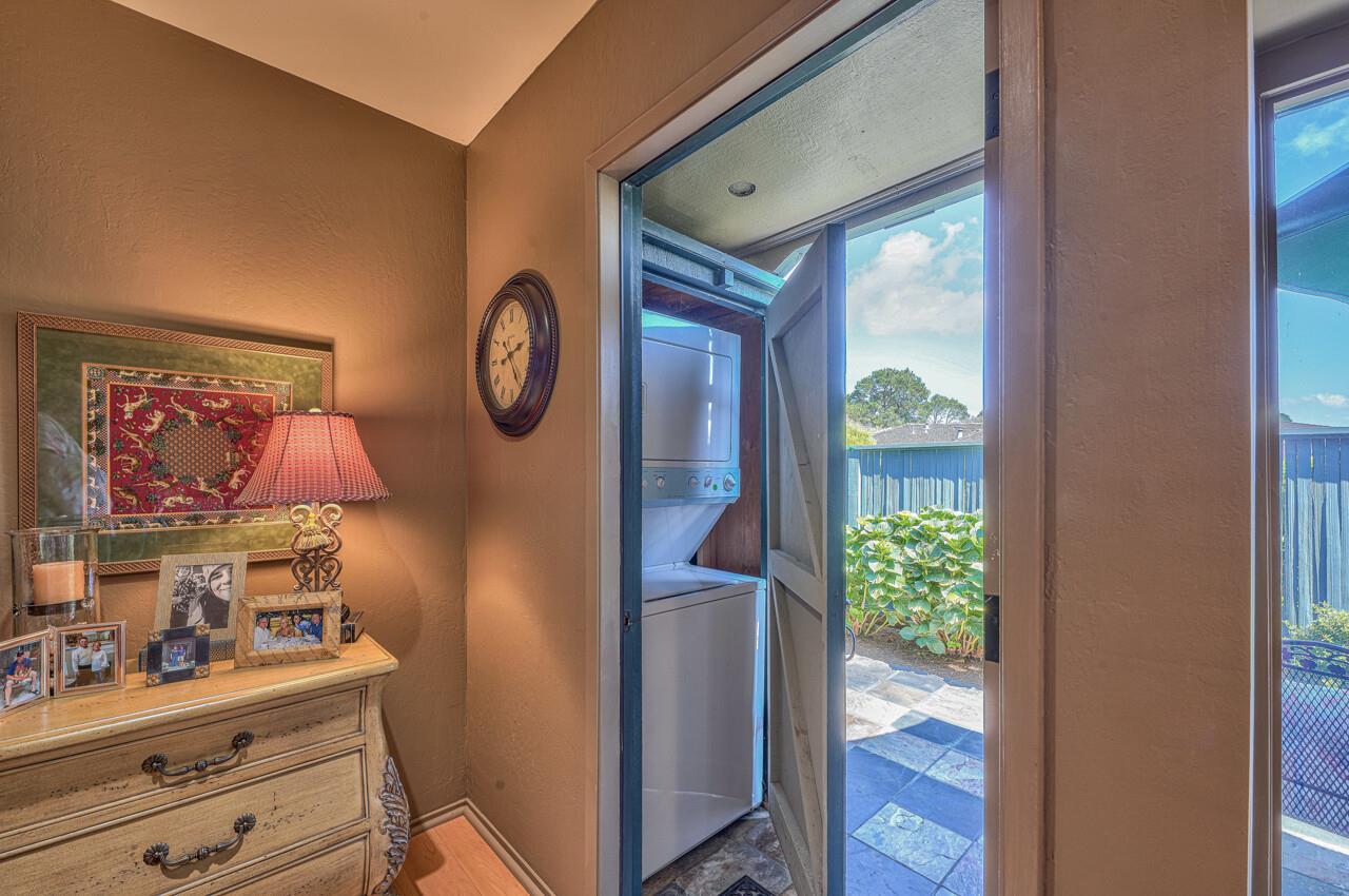 105 Del Mesa Carmel