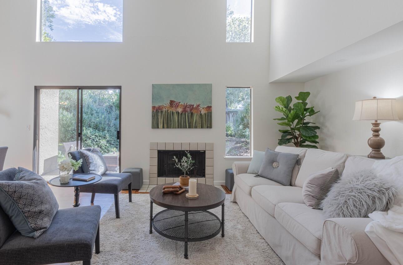 15 Montsalas Drive