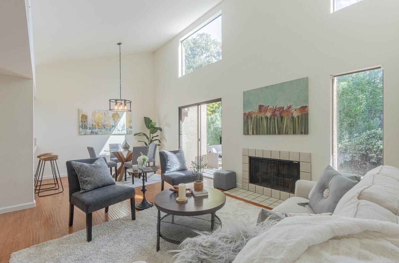 15 Montsalas Drive
