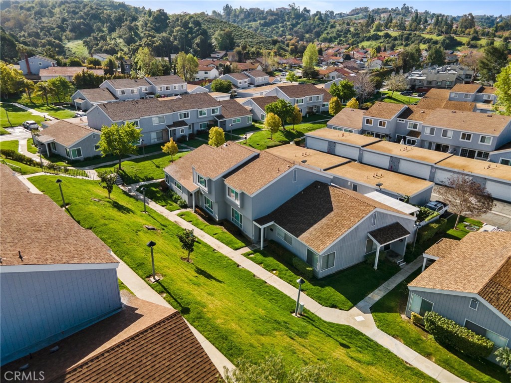 23519 Twin Spring Lane