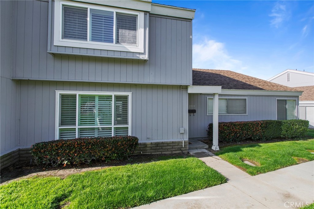23519 Twin Spring Lane